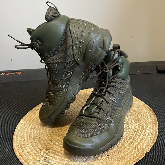 Nike Lupinek Fly Knit Defender Cargo Military Sneakers Size 10 - Picture 2 of 16